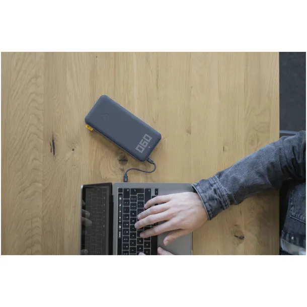 Xtorm XB403 Titan Ultra 27.000 mAh 200W laptop power bank - Xtorm Solid black