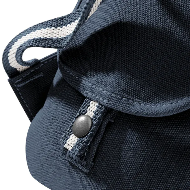  Vintage Canvas Backpack - Quadra