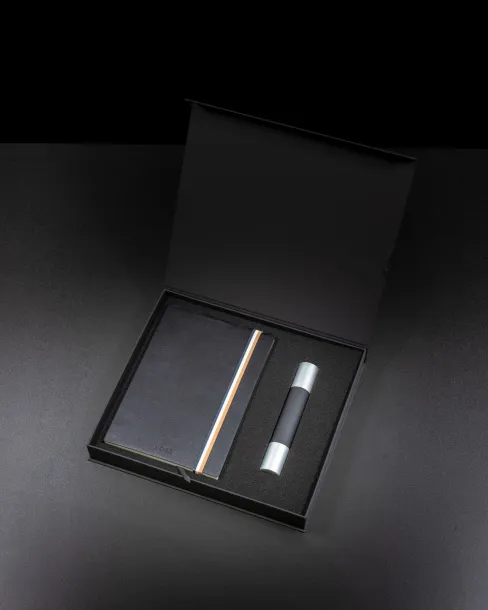 BOSS ELEGANCE  BOSS ELEGANCE