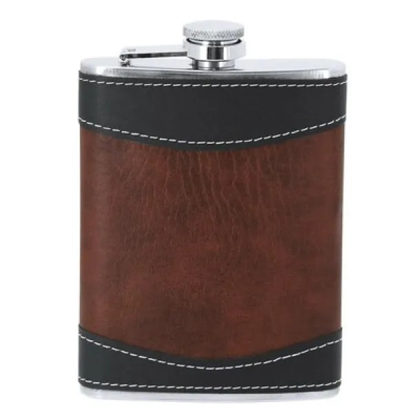 Gift set, hip flask 175 ml, cup 30 ml, chess, playing cards and dice beige  Gift set, hip flask 175 ml, cup 30 ml, chess, playing cards and dice beige