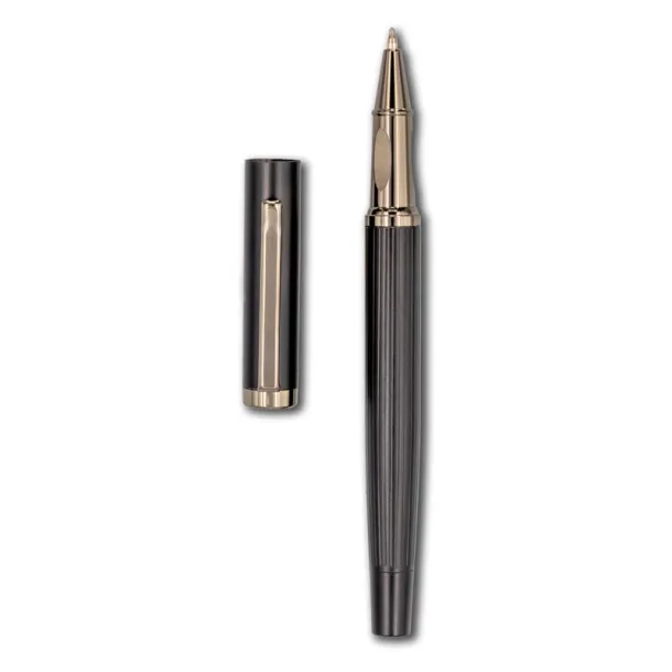 Poklon set, termo šalica, notes 15 i roller kemijska olovka black  Poklon set, termo šalica, notes 15 i roller kemijska olovka black