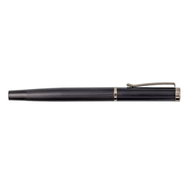 Poklon set, termo šalica, notes 15 i roller kemijska olovka black  Poklon set, termo šalica, notes 15 i roller kemijska olovka black