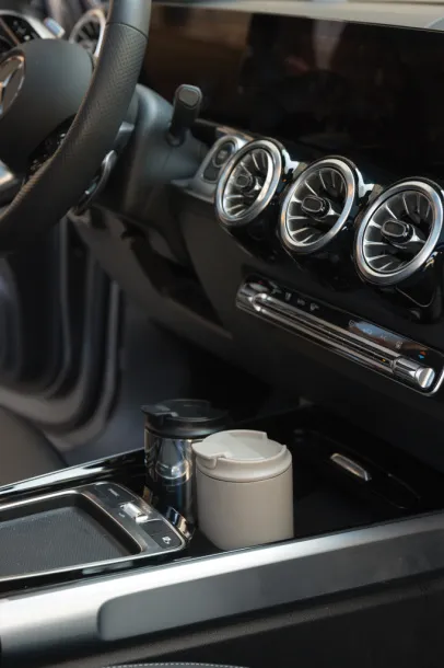 VINGA Nagano RCS to-go mug 350 ML - Vinga reflecting 