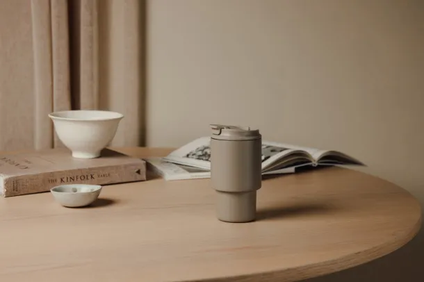 VINGA Nagano RCS to-go mug 350 ML - Vinga greige