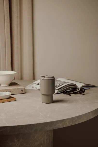 VINGA Nagano RCS šalica za van, 350 ml - Vinga greige