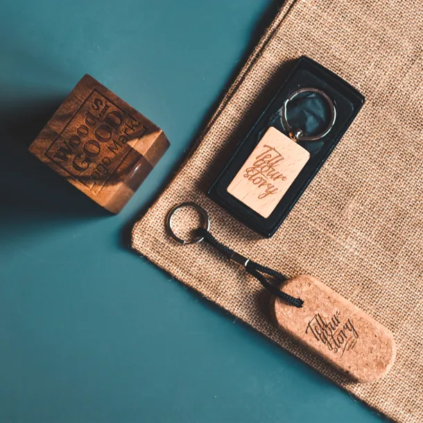 SELVA key ring Brown