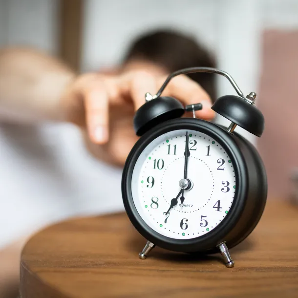 OLAR retro alarm clock Black