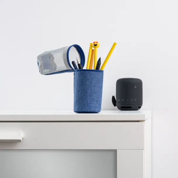VERSATILE pencil case Blue