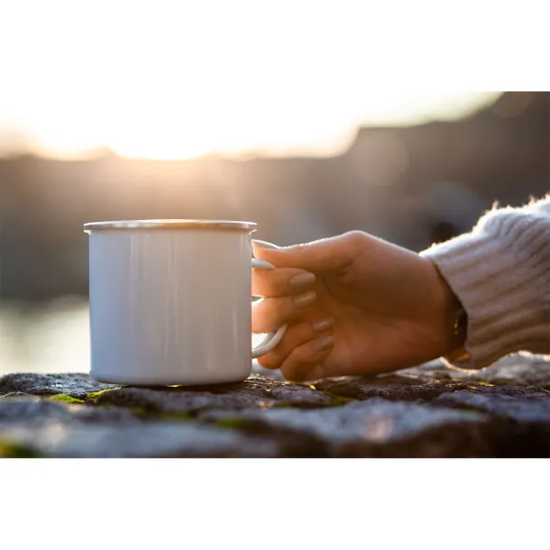 OLDIE enamel mug White