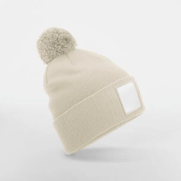  Appliqué Patch Pom Beanie - Beechfield Oatmeal Bijela