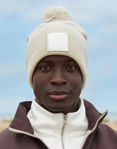  Appliqué Patch Pom Beanie - Beechfield