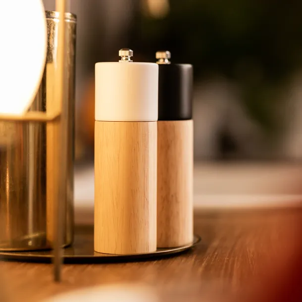 KAALEE salt and peppers grinders Multicolour