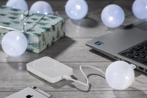 PRESTI prijenosna baterija - 18 W, 5 000 mAh Bijela