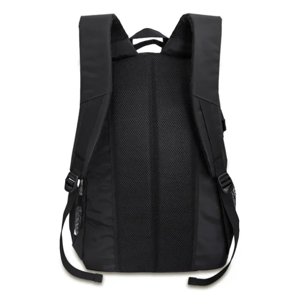 BADEN ruksak s džepom za laptop, 17" Crna