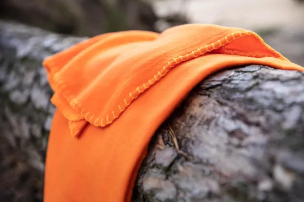  Polar fleece (170-180 gr/m²) blanket Nora