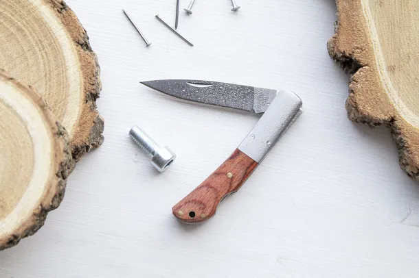 Woxen knife Brown