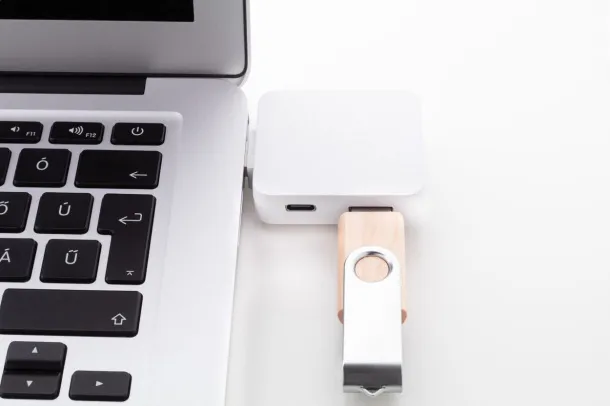 Rahubu USB hub od reciklirane ABS plastike Bijela