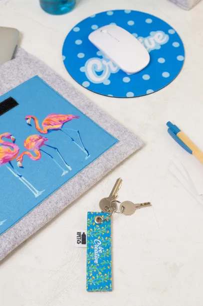 CreaFelt Key A custom keyring White Grey