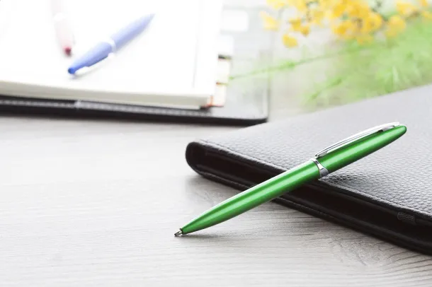 Yein ballpoint pen Green