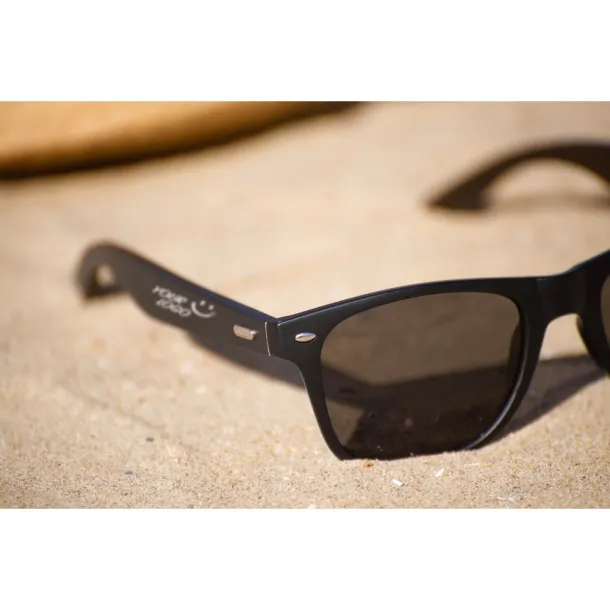  Sunglasses Crna