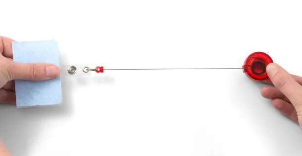  Ski pass, retractable cord approx. 80 cm Plava