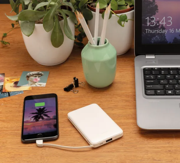  5.000 mAh Pocket Powerbank with integrated cables - XD Collection White