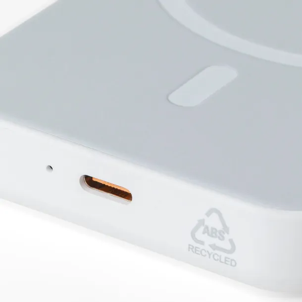  Miren bežični punjač od recikliranog ABS-a, 5 000 mAh