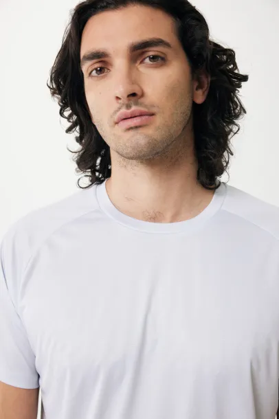  Iqoniq Tikal recycled polyester quick dry sport t-shirt - iqoniq light grey