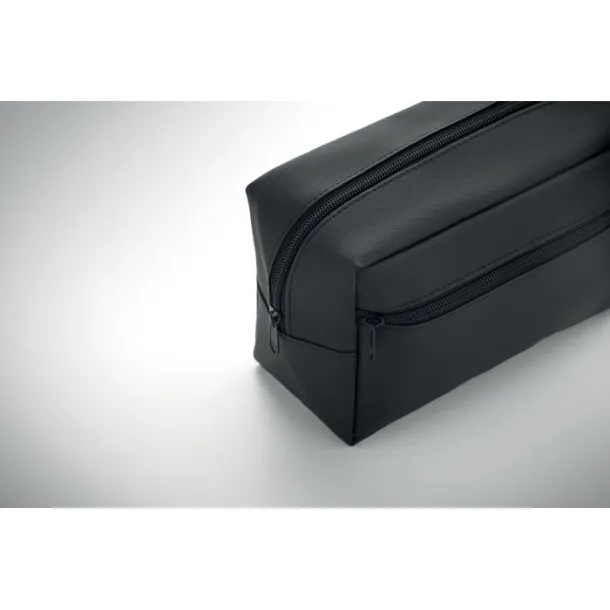 DOPPKIT Toiletry bag in 600D RPET Black