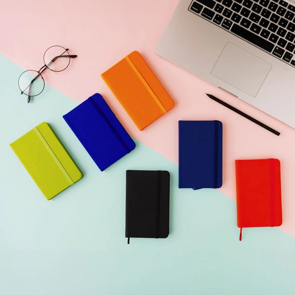 NOTE MINI Notes s elastičnom trakom, A6 Crvena