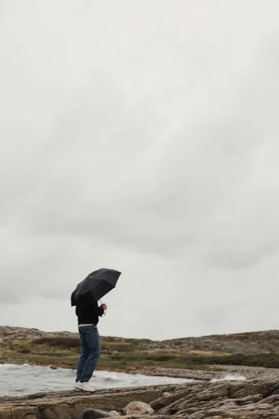 VINGA Baltimore AWARE™ RPET 21" kišobran - Vinga Crna