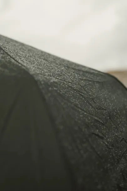 VINGA Baltimore AWARE™ RPET 21" umbrella - Vinga Green 
