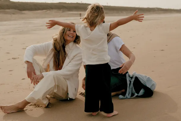  Iqoniq Koli dječja lagana majica od recikliranog pamuka - iqoniq natural raw