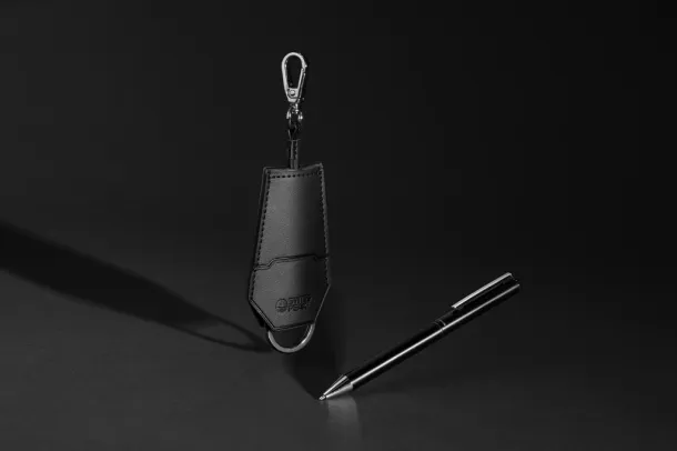 SP Tula RCS certified recycled PU key holder and pen set - Swiss Peak Black 