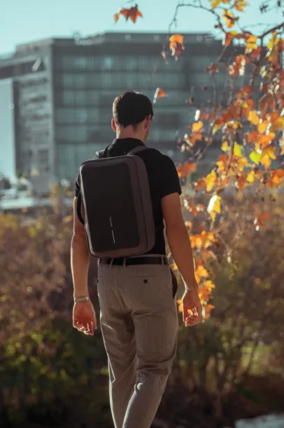  Bobby Bizz 2.0 anti-theft ruksak i aktovka, 16" - XD Design Antracit Crna