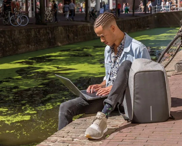  Bobby XL ruksak sa zaštitom protiv krađe Siva Crna