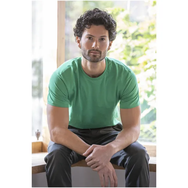 Heros short sleeve men's t-shirt - Elevate Essentials Crna