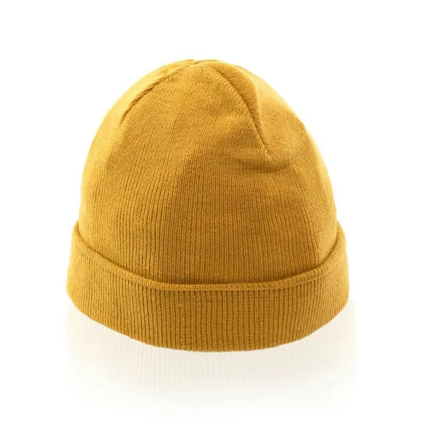  Winter hat yellow