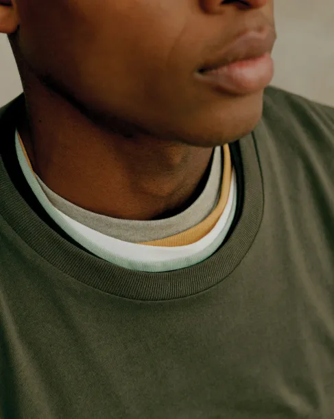  Iqoniq Sierra lightweight recycled cotton t-shirt  - iqoniq khaki