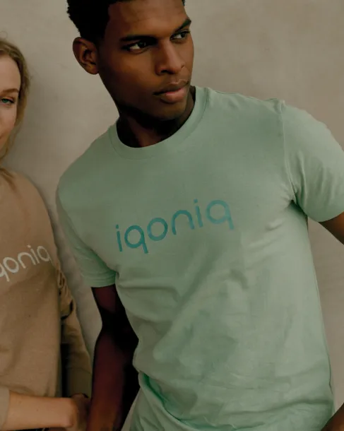  Iqoniq Sierra lightweight recycled cotton t-shirt  - iqoniq 45533C 