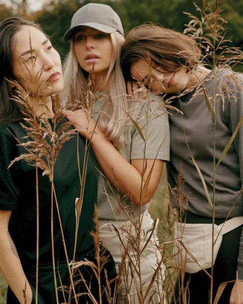  Iqoniq Sierra unisex lagana majica od recikliranog pamuka - iqoniq light heather grey