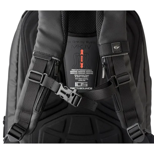  Laptop backpack 15" with weight reduction system Crna