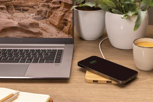  FSC® bamboo 10W wireless charger with USB - XD Collection Brown 