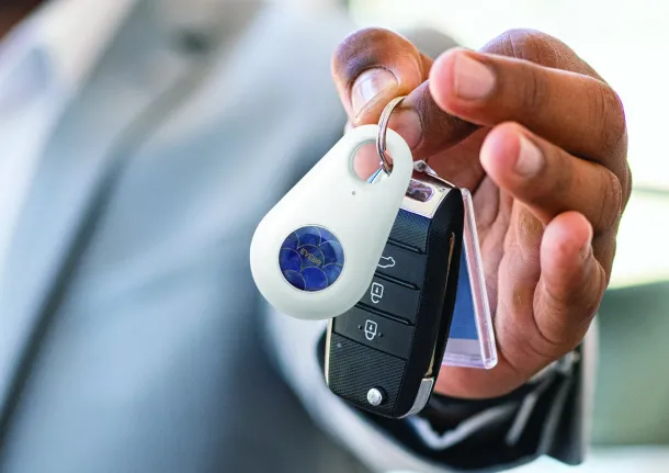 Krosly bluetooth key finder White