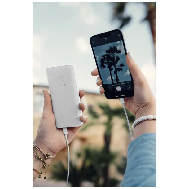 Xtorm XG210 Go2 15W 10.000 mAh fast charge power bank - Xtorm White