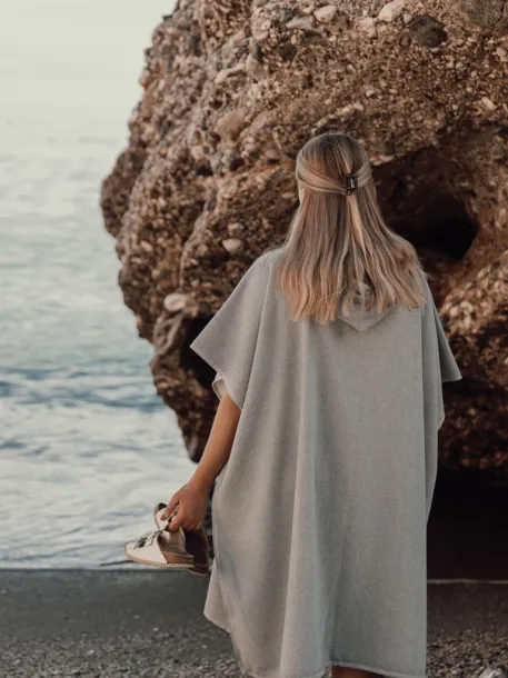  VINGA Tolo hamam terry beach poncho - Vinga grey, off white 11-0606 TPG