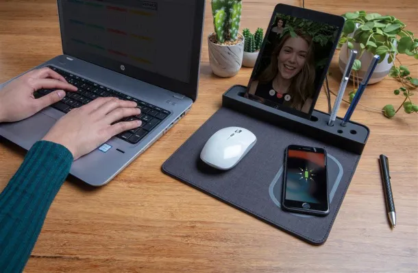  Air mousepad with 5W wireless charging and USB - XD Xclusive Black 