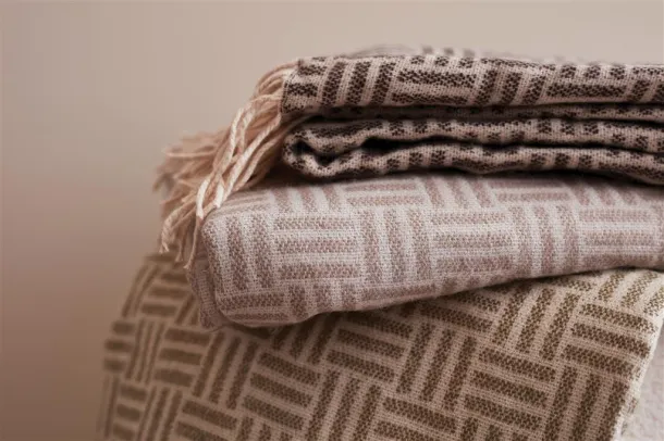  VINGA Lenox blanket - Vinga brown 