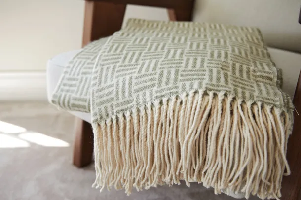  VINGA Lenox blanket - Vinga Green 