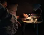  Wireless charging speaker with time display